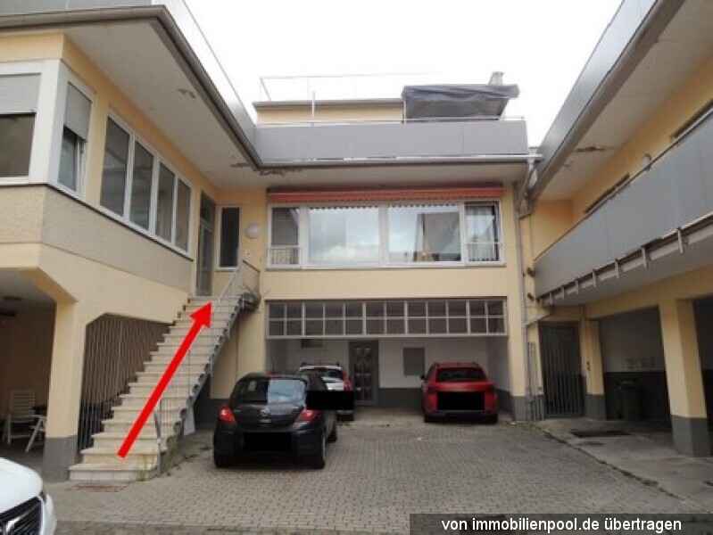 Eigentumswohnung Nr. 8 mit Wintergarten und Balkon